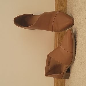 Universal Thread Booties